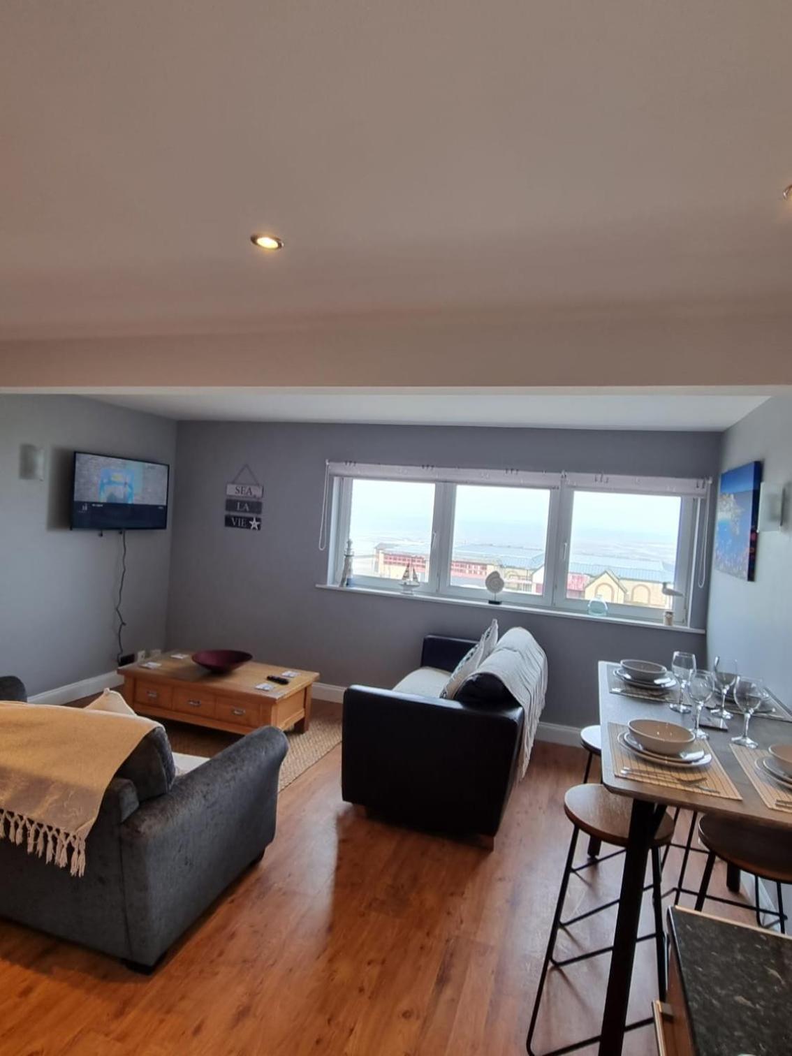 Ferienwohnung New With Free Offstreet Parking The Lookout At Ryde Esplanade Exterior foto