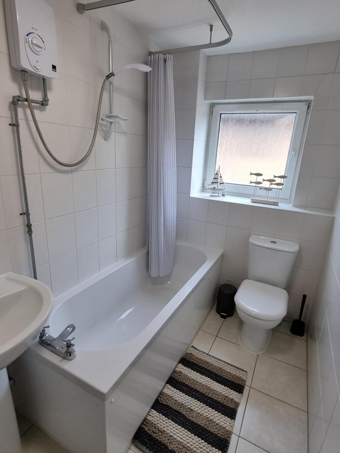 Ferienwohnung New With Free Offstreet Parking The Lookout At Ryde Esplanade Exterior foto